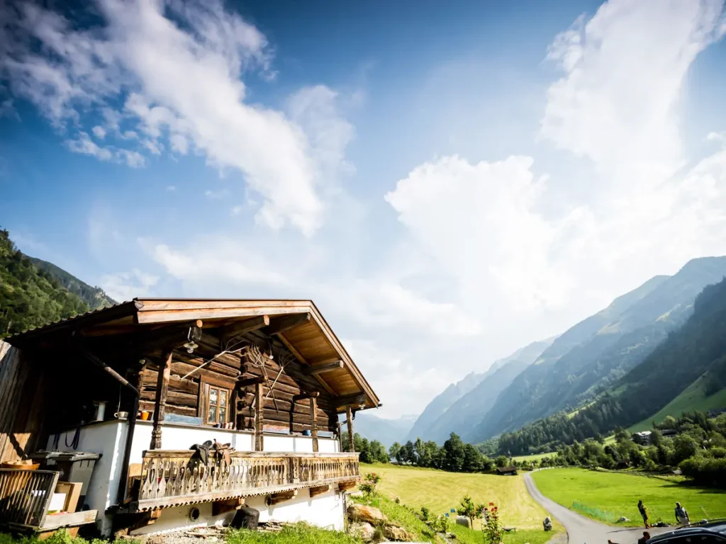Bijo Farm mit Aussicht auf die Berglandschaft