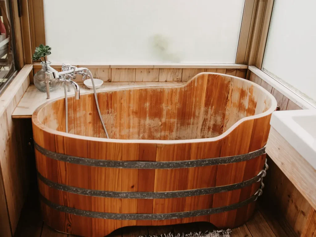 Rosenwagen Badewanne