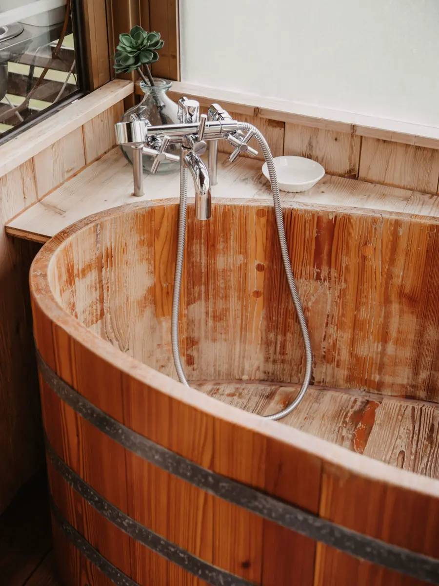 Rosenwagen Badewanne